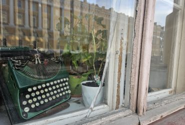 Герой в кадре